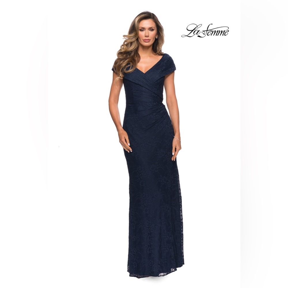 NWOT La Femme 27982 Navy Blue Lace Gown Cap Sleeve Evening Wrap Dress 8